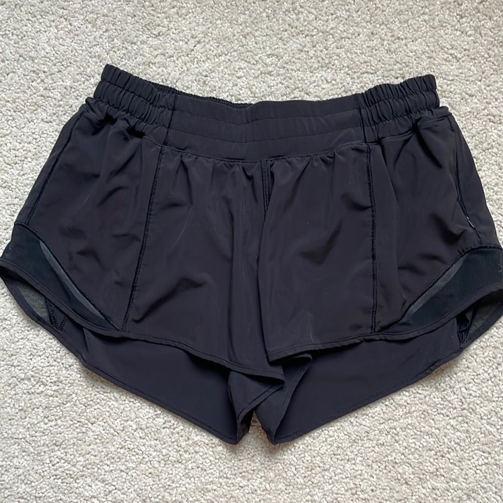 Lululemon Hotty hot shorts